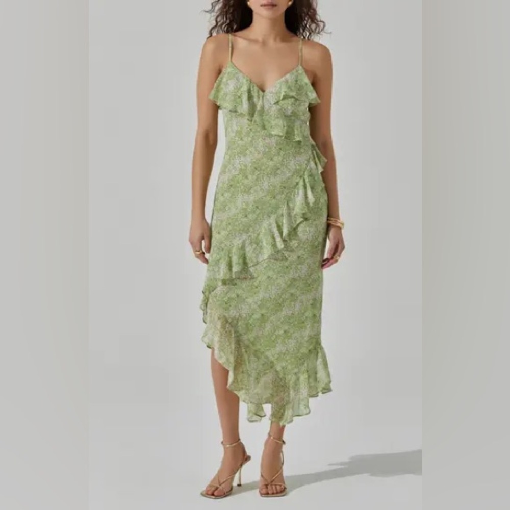 Astr Green Floral Midi Dress